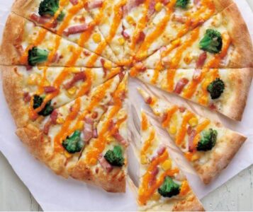 ピザハット-テイスティ4-うまうまオーロラソースピザ