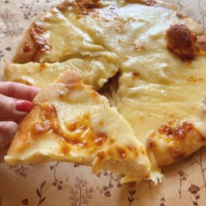 ウルトラチーズ-ドミノピザ-チーズ好き-モッツァレラ-無添加