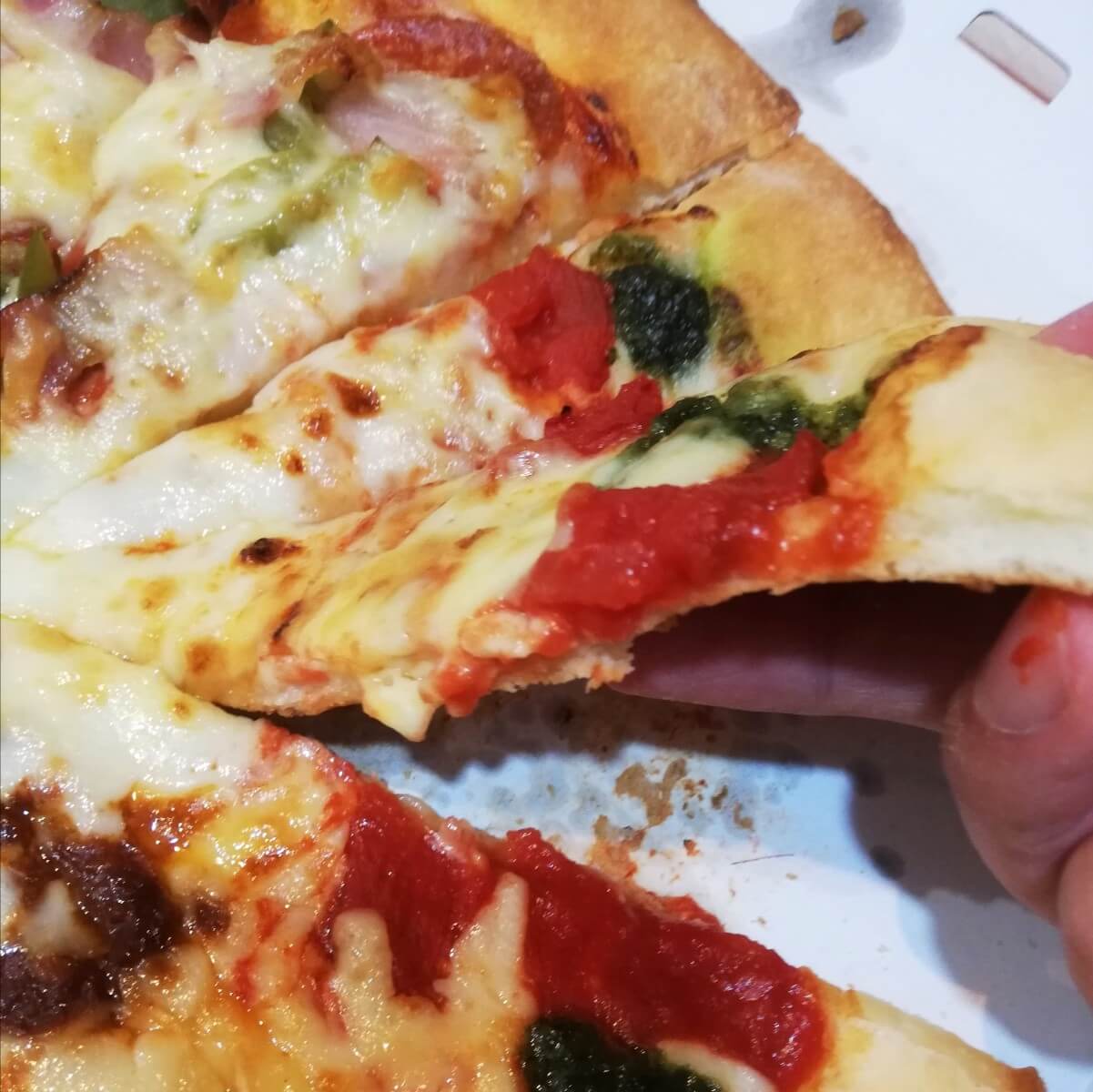 ピザハット-カズレーザー4-マルゲリータ-実食