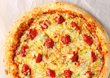 ピザハット-ハットの日-完熟トマトのチーズ＆チーズ