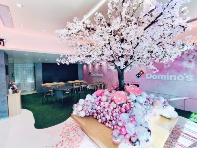 ドミノピザ-お花見-さくらピザ-台場店桜装飾-4