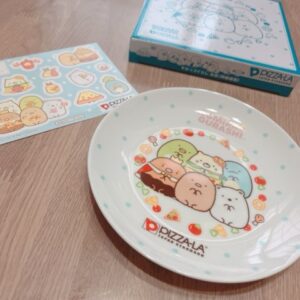 ピザ―ラ-すみっコぐらし-お皿＆シール-現物レビュー2