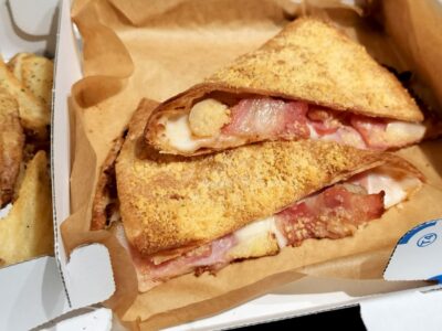クリスピッツァバーガーガーリックベーコンチーズ